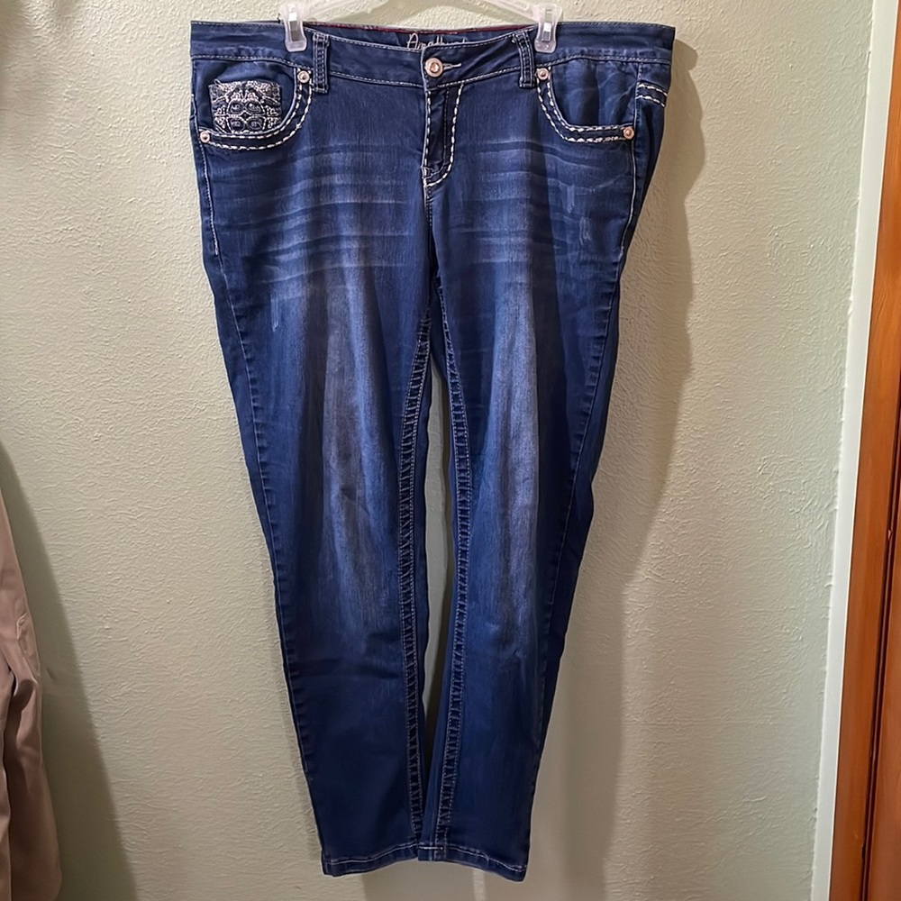 Amethyst Jeans Size 18